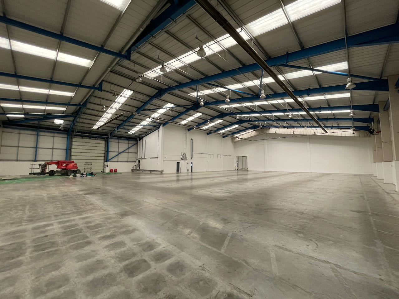 1-Millennium-Point-Aylesbury-Warehouse-internal