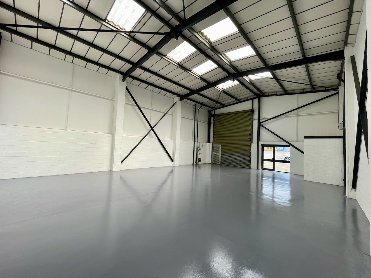 1-Windmill-Luton-warehouse-internal-1