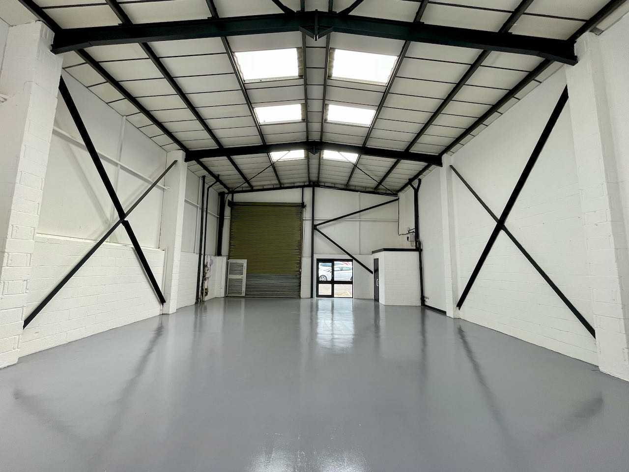 1-Windmill-Luton-warehouse-internal-3