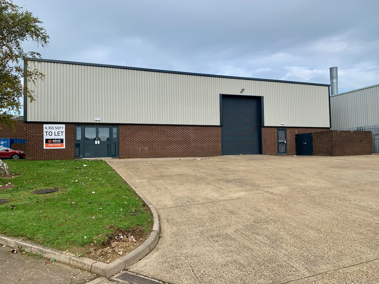 10-North-Luton-Sedgwick-Road-LU4-9DT-warehouse-external-