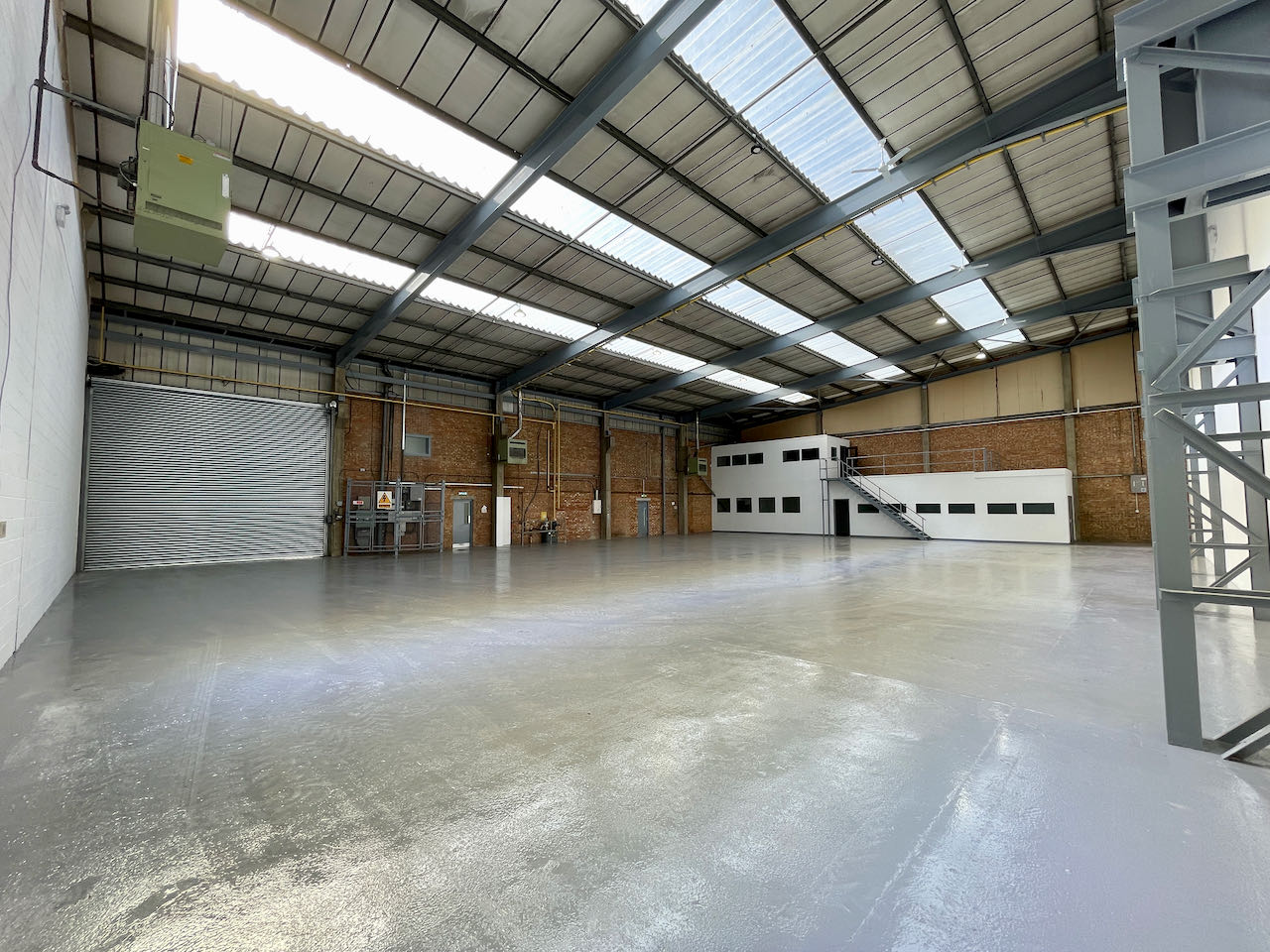 14-Cosgrove-Warehouse-internal-2