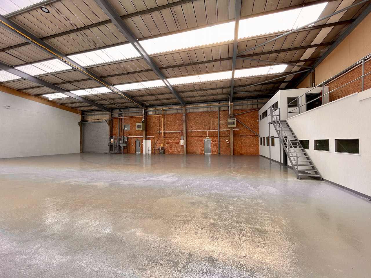 14-Cosgrove-Warehouse-internal