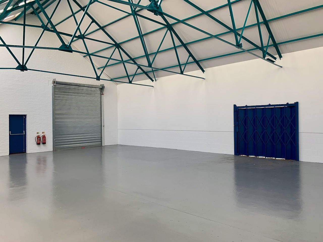 15-Tewin-Warehouse-internal