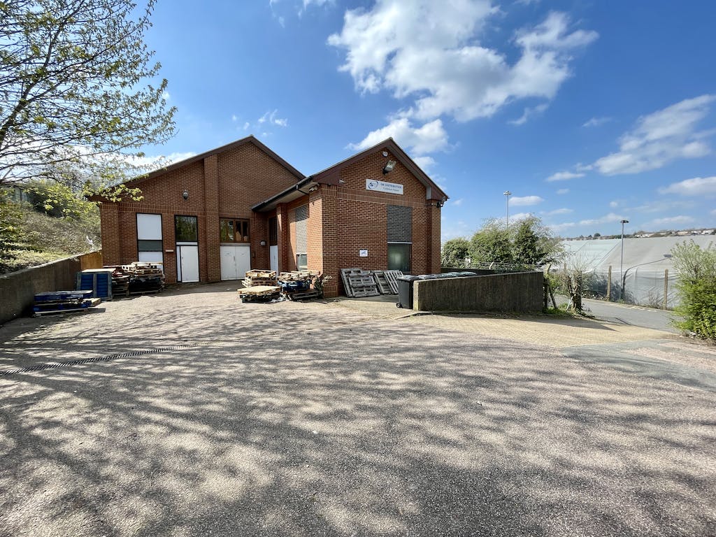 Cadence House, Eaton Green Road, Luton, LU2 9LD
