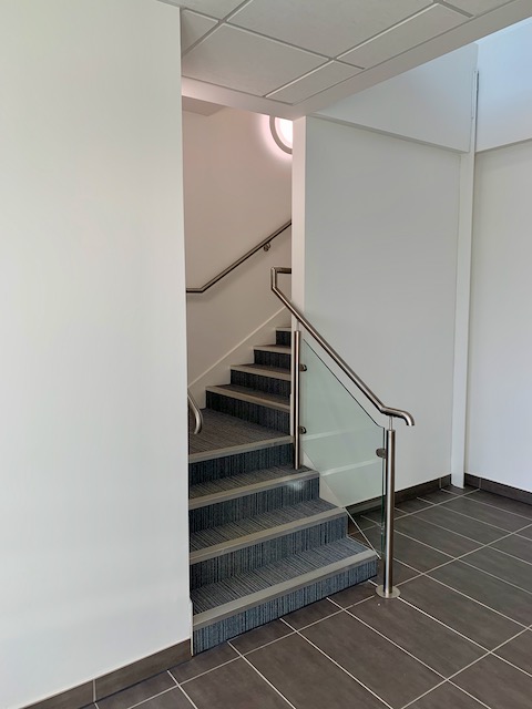 2b-quad-stairs