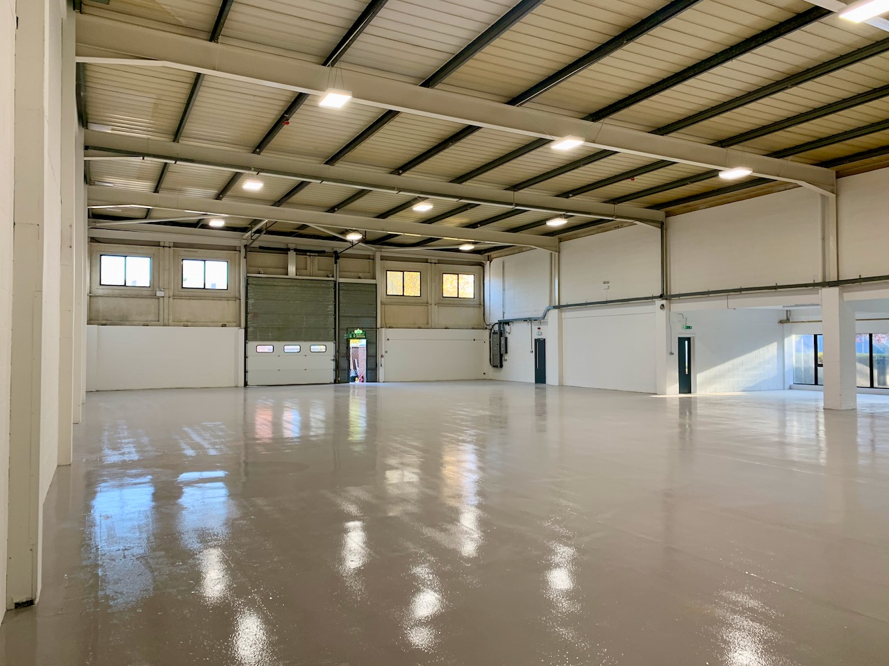 4-Airport-Exec-Park-Luton-Warehouse-internal-2