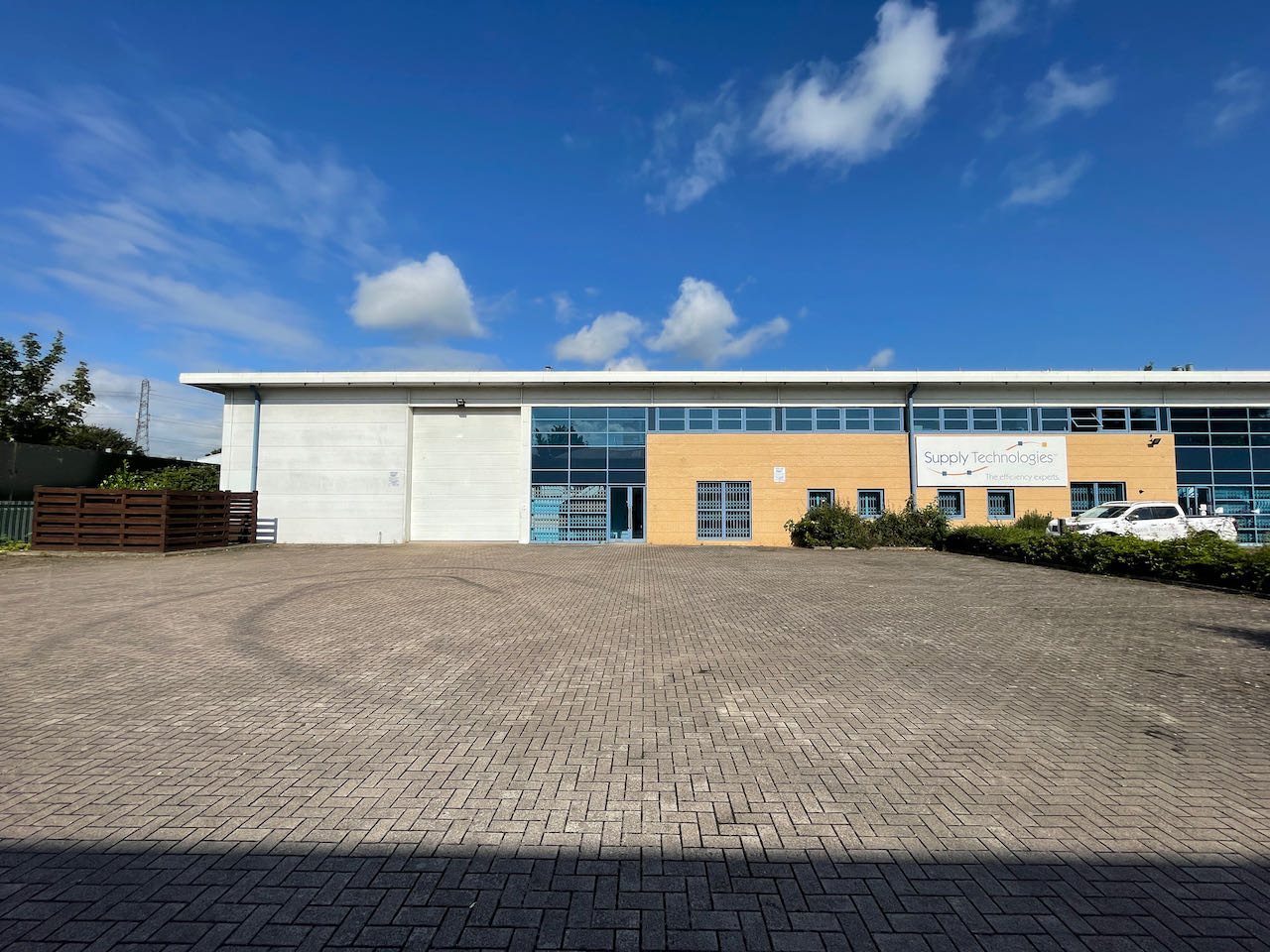 4-Millennium-Point-Aylesbury-warehouse-external