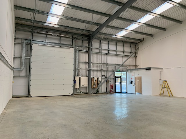 4E-quad-warehouse-internal