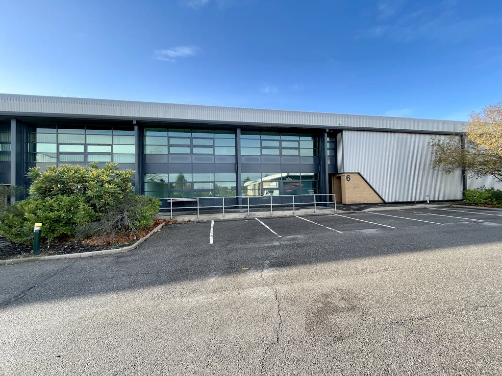 Unit 6 Sundon Business Park, Dencora Way, Luton, LU3 3HP