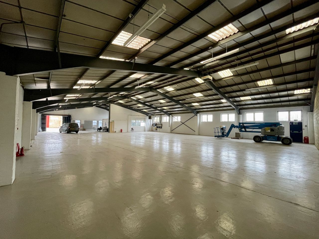 6a-commerce-warehouse-march