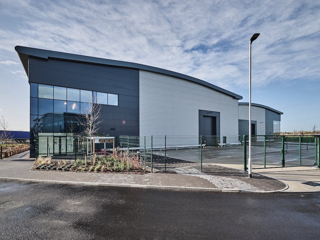 Unit 1B, Holla, Houghton Regis, LU5 6TZ
