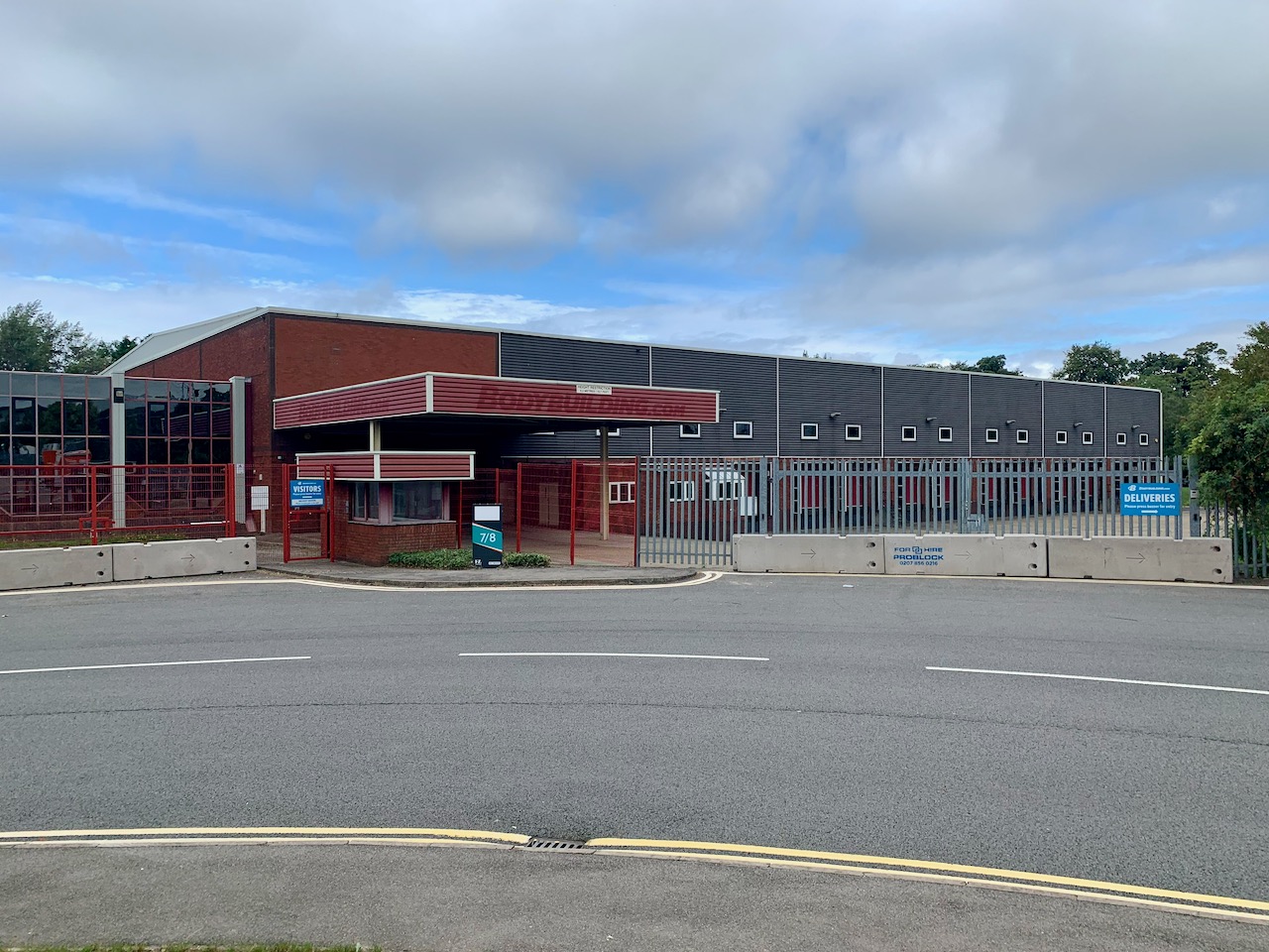 7-8-Foster-Avenue-Dunstable-Gates