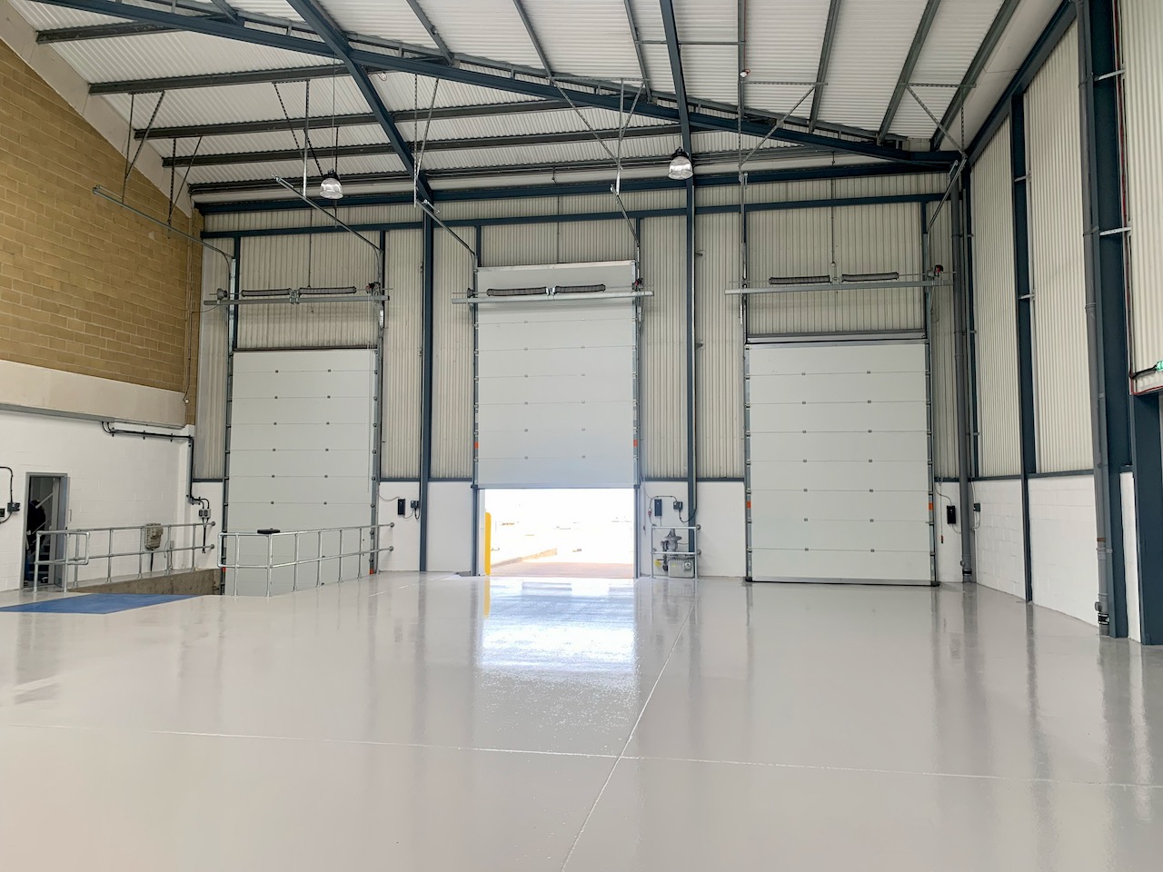 7-Nimbus-Dunstable-Loading-Internal