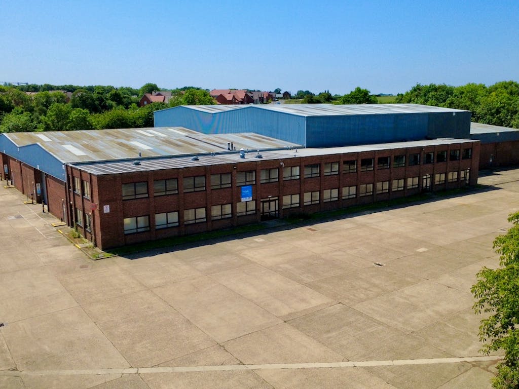 dji_fly_20250619_132328_143_1750336329045_photo_optimized