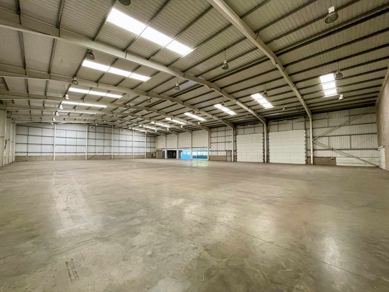 9-Foster-Avenue-Dunstable-Warehouse-internal-June-2021