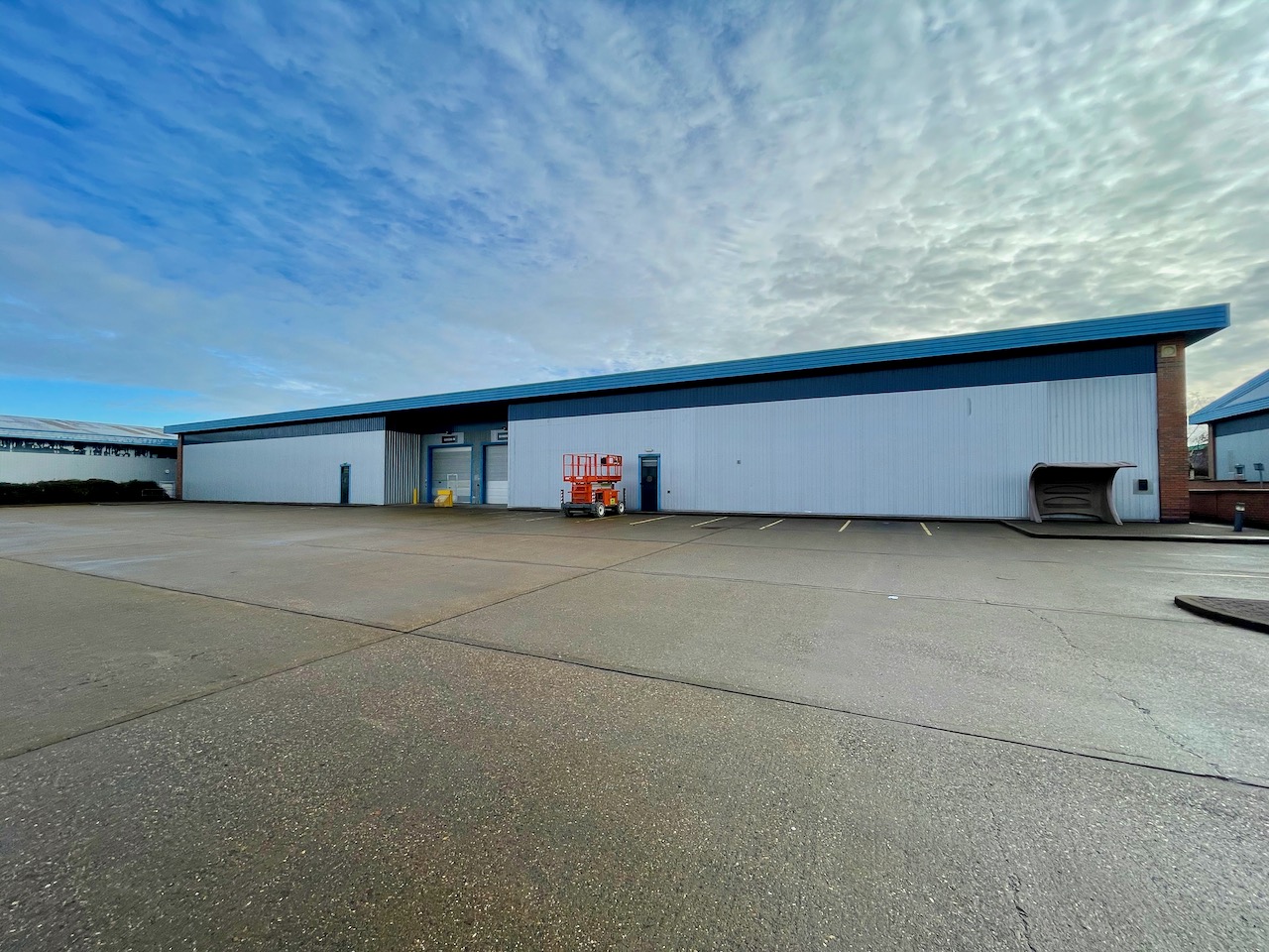 D-E-Airport-Exec-Park-Luton-Dec-2020-2