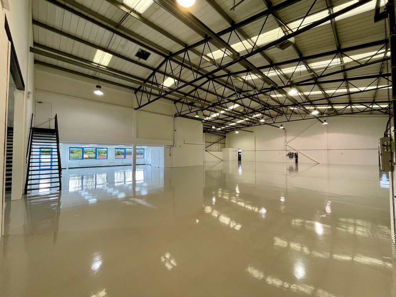 D-E-Airport-Exec-Park-Luton-Dec-2020-9