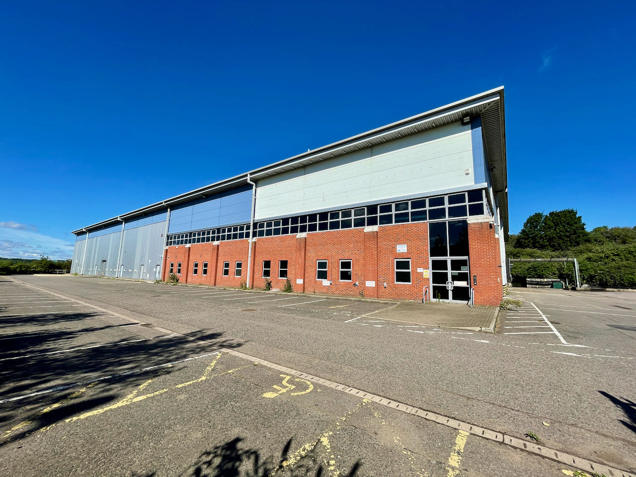 Preservation-House-Luton-July-2021-Car-Park