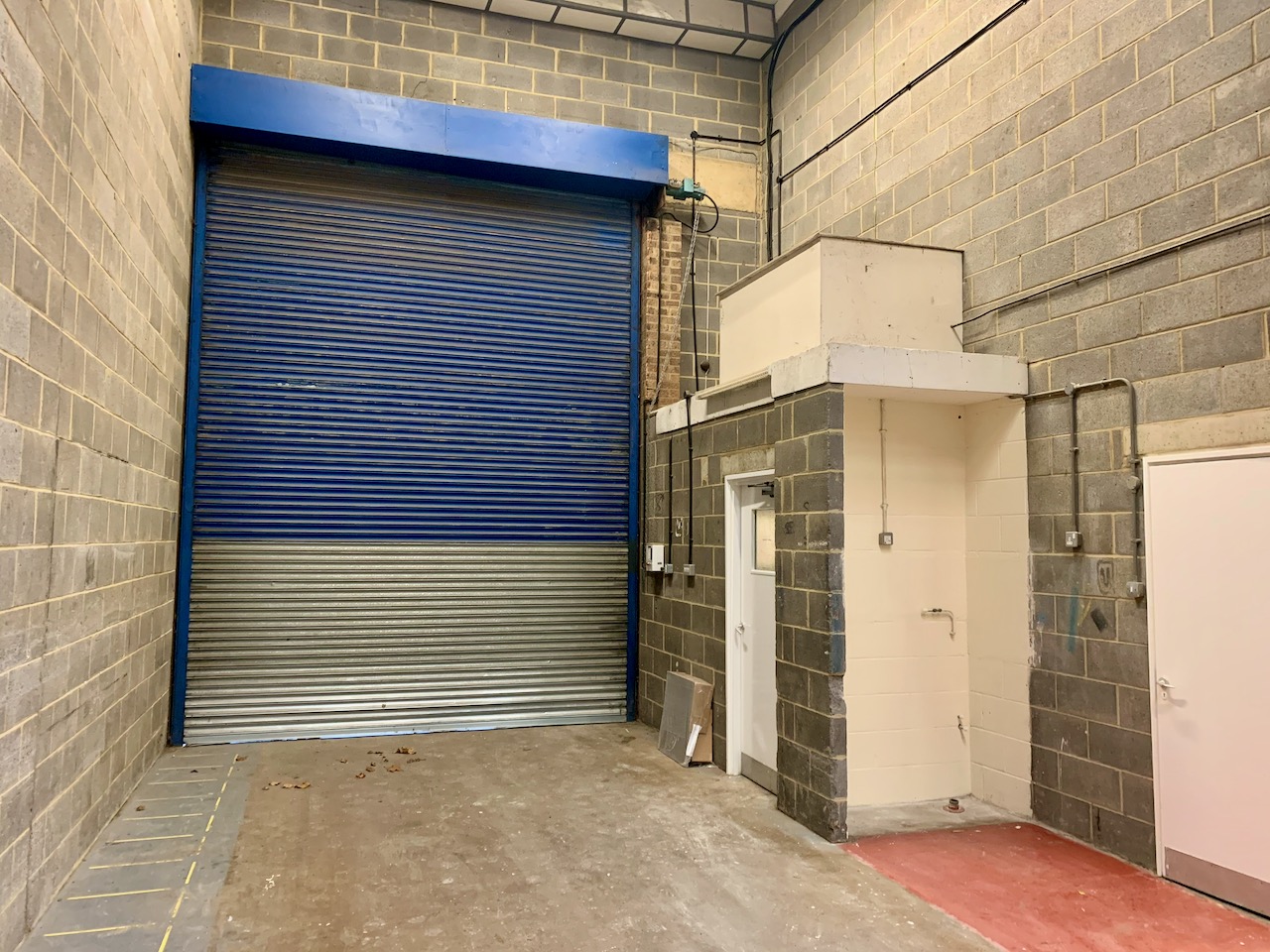 Q3-Cherrycourt-Way-Loading-Door-Internal