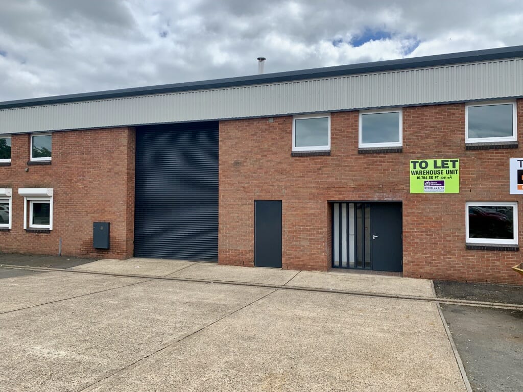 S2-Cherrycourt-Leighton-Buzzard-External-Refurbished-