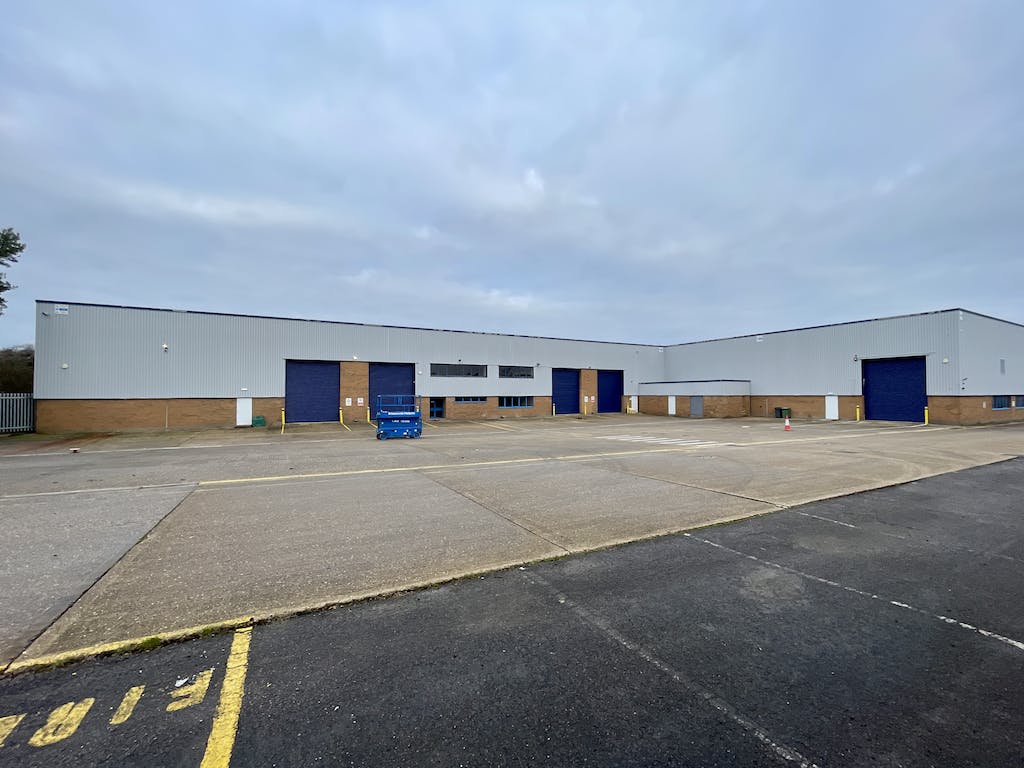 Hammond40, Hammond Road, Bedford, MK41 0UD
