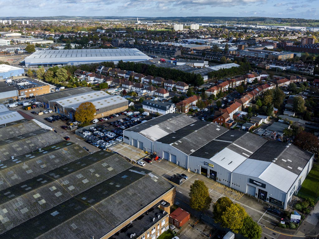 Unit 2C, Martinbridge Trade Park, Enfield, EN1 1SP