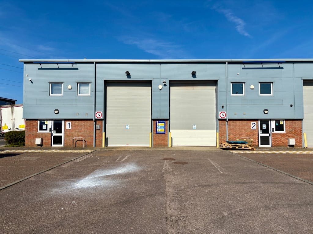 Units 1 and 2 Chalklands Place, Dunstable Warehouse To Let