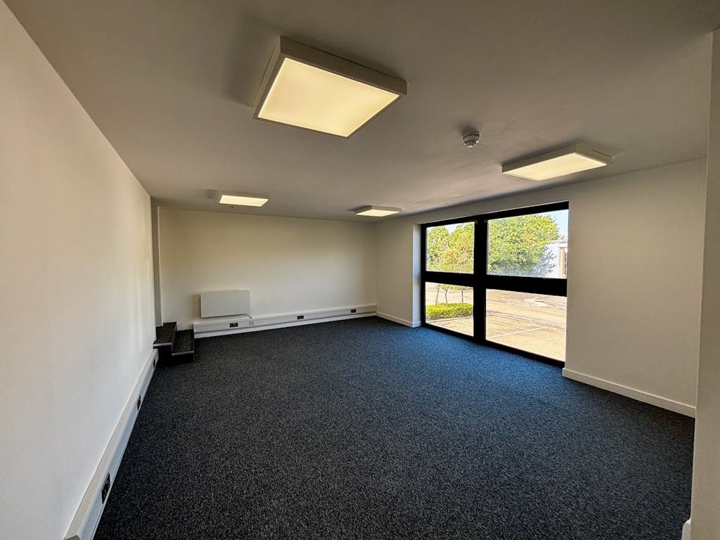 18 Plover Close Newport Pagnell First Floor Office