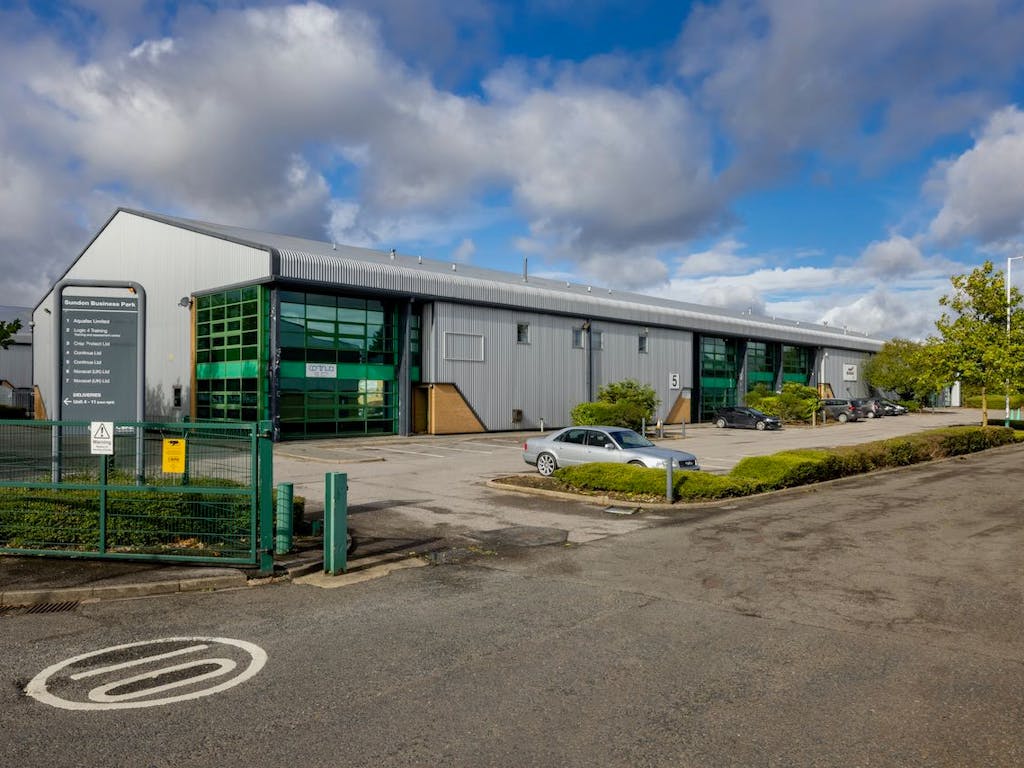 SUNDON BUSINESS PARK 1021_011