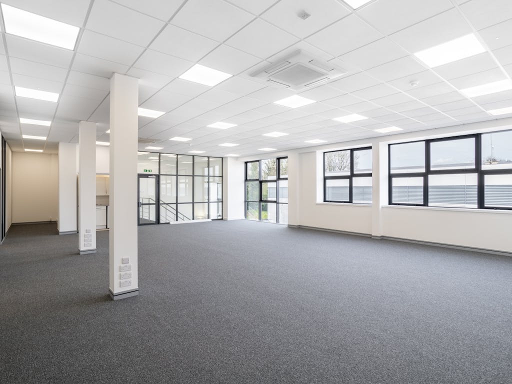 Unit 3 and 4 Nimbus Park Dunstable74